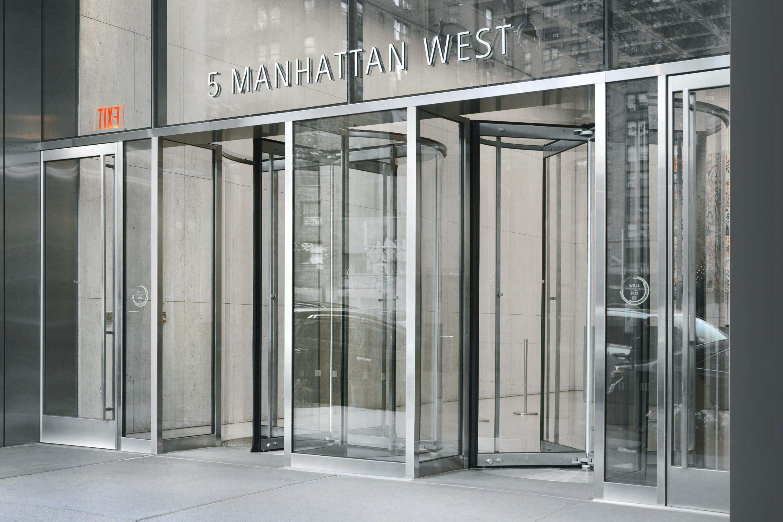 DAWSON Custom Entrances for Commercial Office Buildings